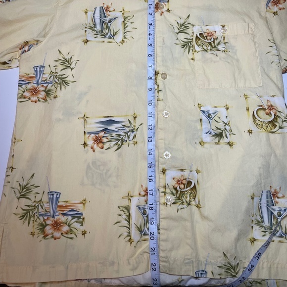 WEEKENDER MENS HAWAIIAN‎ Tropical Drinks Size Large Yellow Short Sleeve Shirt. - Picture 9 of 9